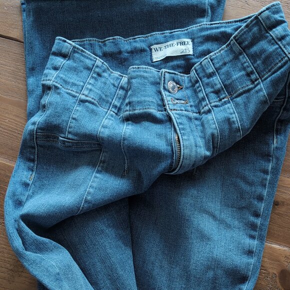 Free People Jayde Flare Jeans 29 SHORT - Picture 4 of 4